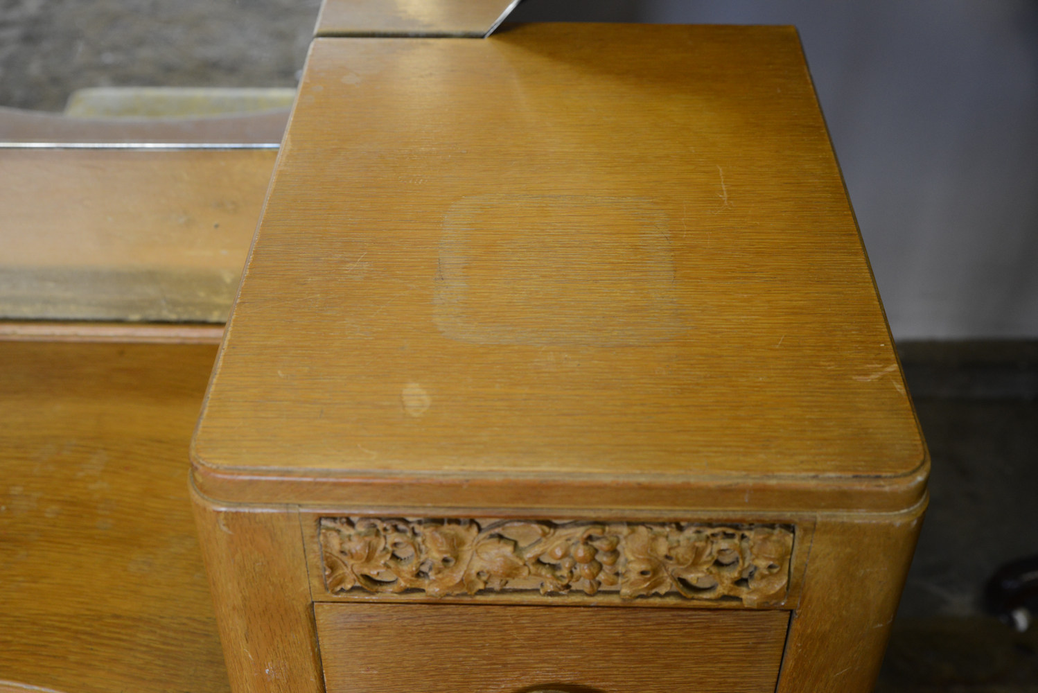 Vintage Thomasville Art Deco Dressing Table with Mirror EBTH