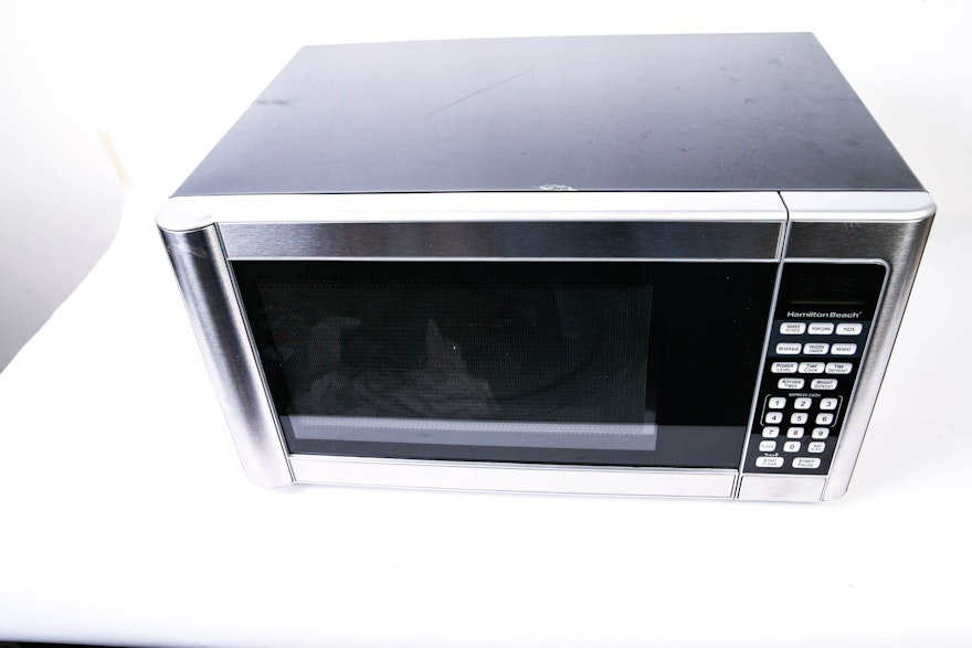 Hamilton Beach P100N30AP-F4 Microwave | EBTH