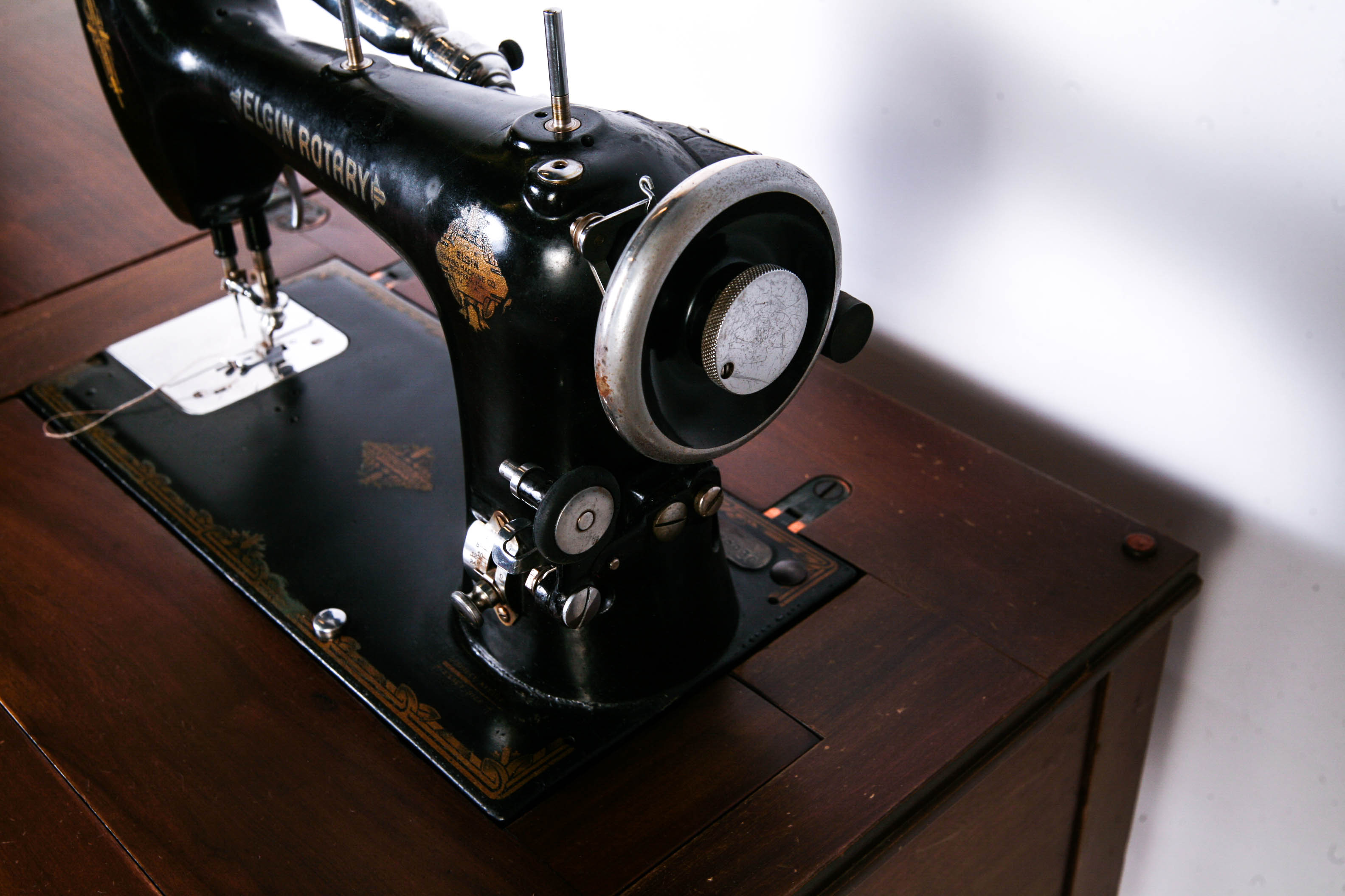 Vintage Westinghouse Elgin Rotary Sewing Machine EBTH