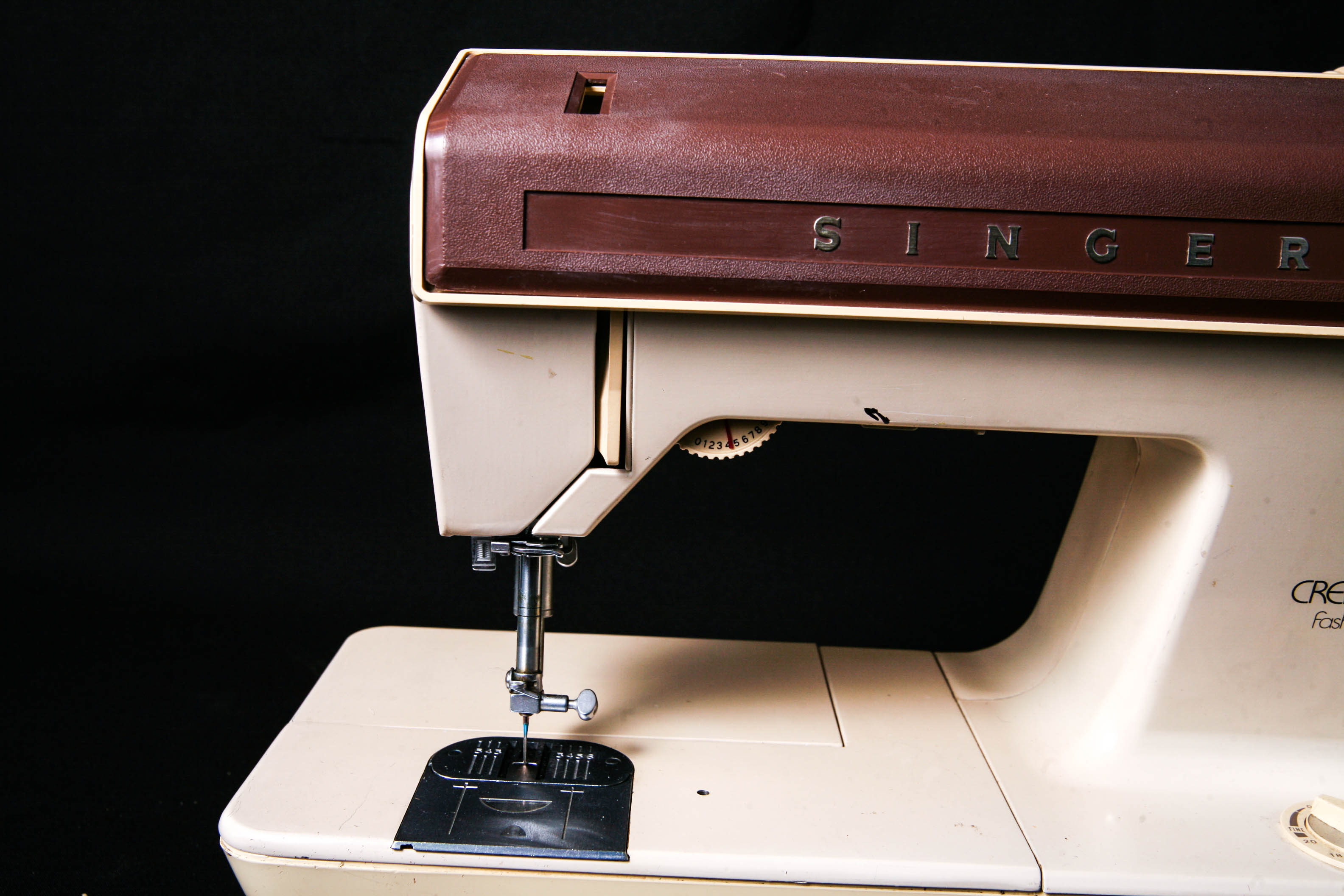 Singer Creative Touch 1036 Vintage Sewing Machine EBTH