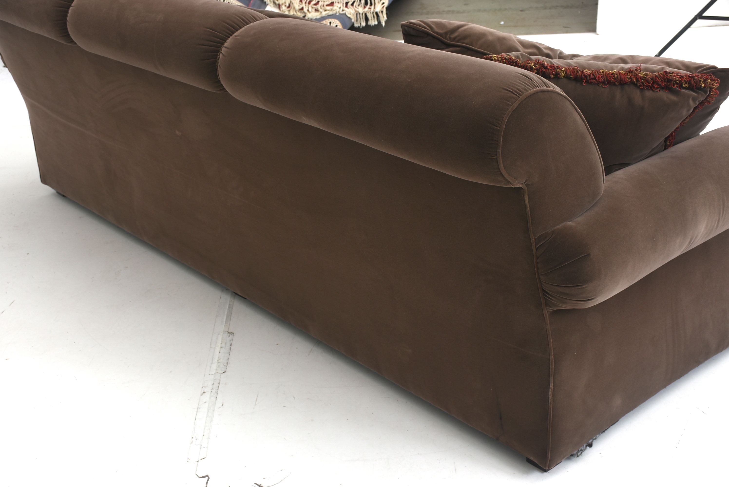 Henredon Upholstery Sofa EBTH