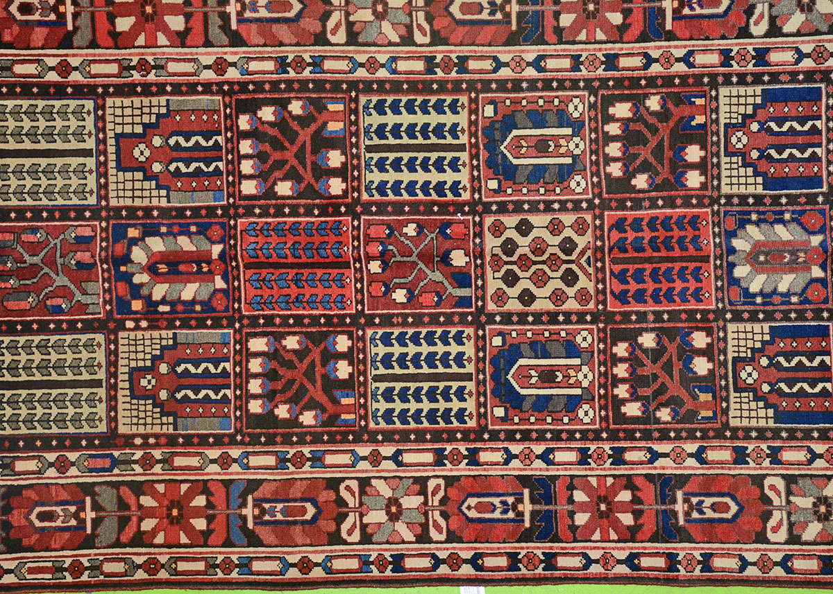 Antique Handmade Bakhtiari Iranian Rug EBTH