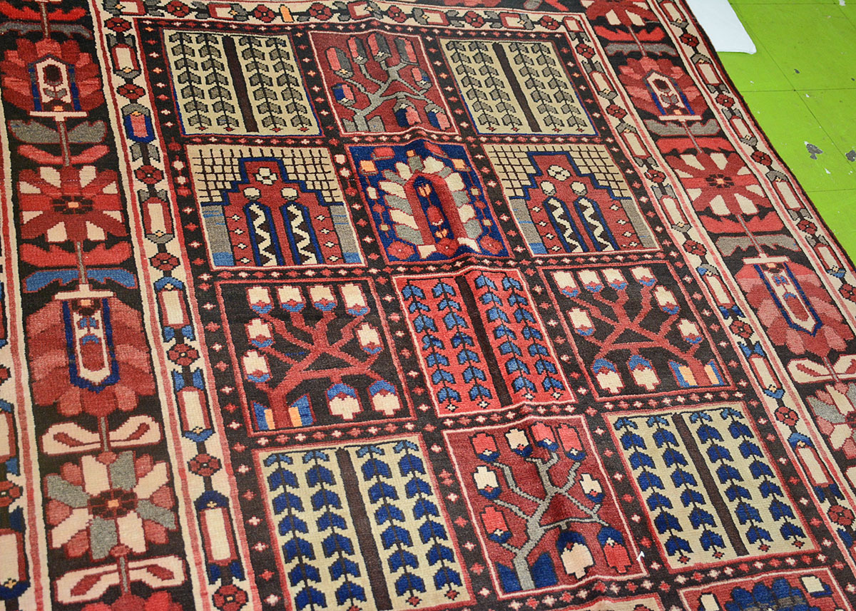 Antique Handmade Bakhtiari Iranian Rug EBTH