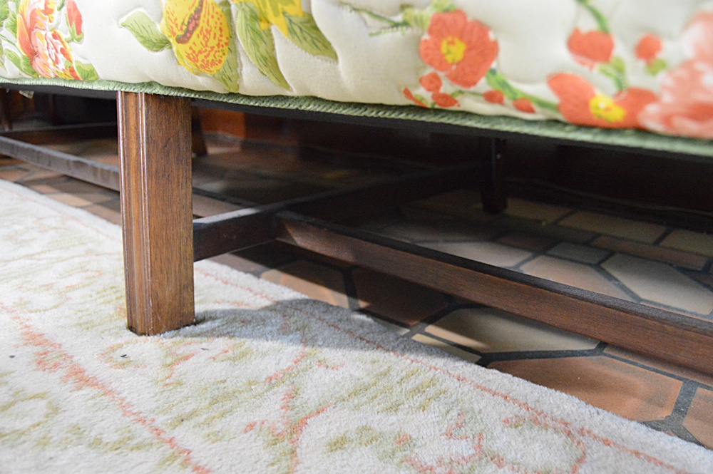 Chippendale Style Camel Back Sofa | EBTH