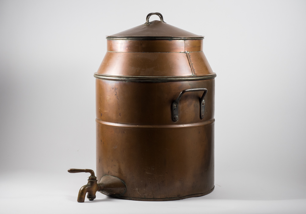 Vintage Copper Beverage Dispenser with Spout EBTH