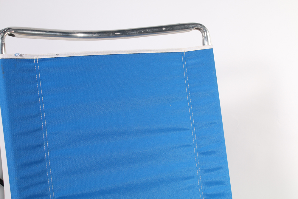 Pair of Suntracker Swivel Beach Chairs EBTH