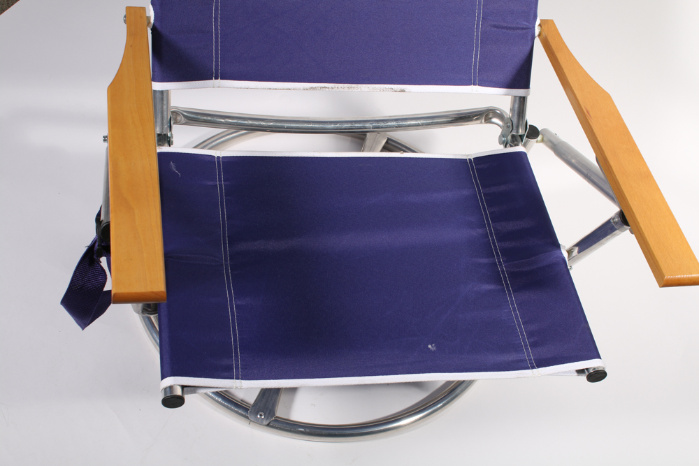 Pair of Suntracker Swivel Beach Chairs EBTH