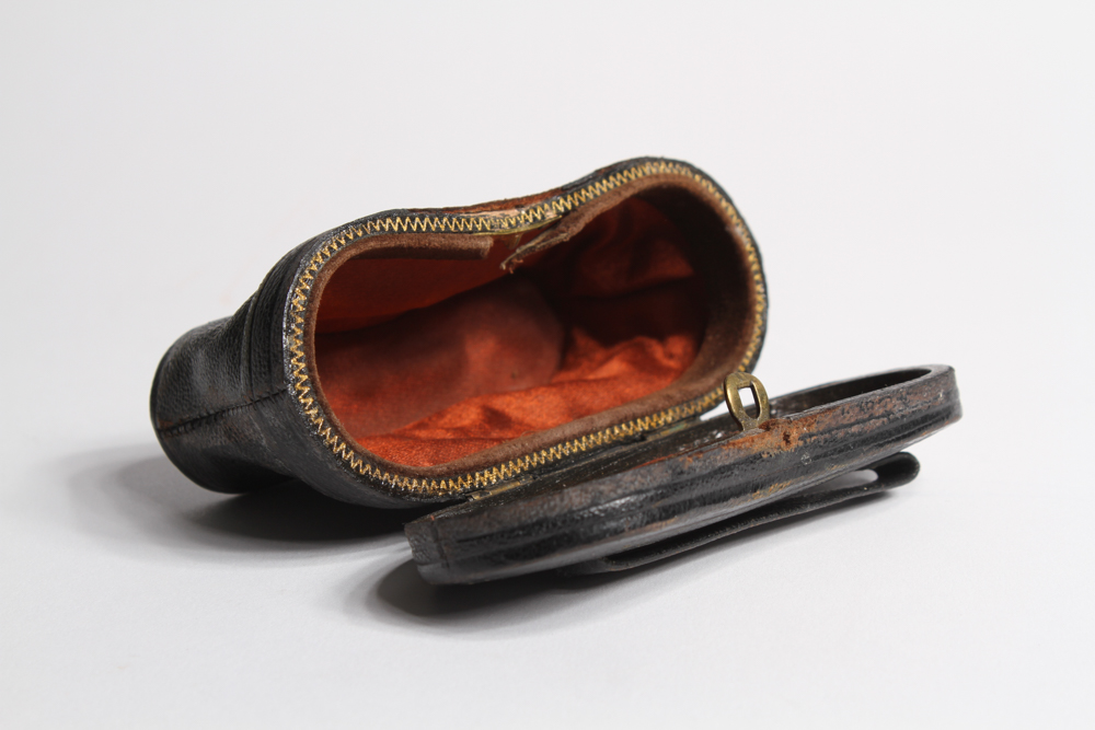 Vintage Opera Glasses in Original Case EBTH