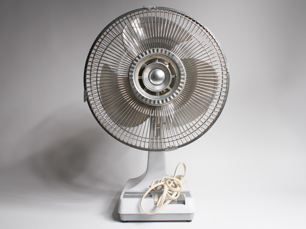 Oscillating Electric Fans and Desk Fan EBTH