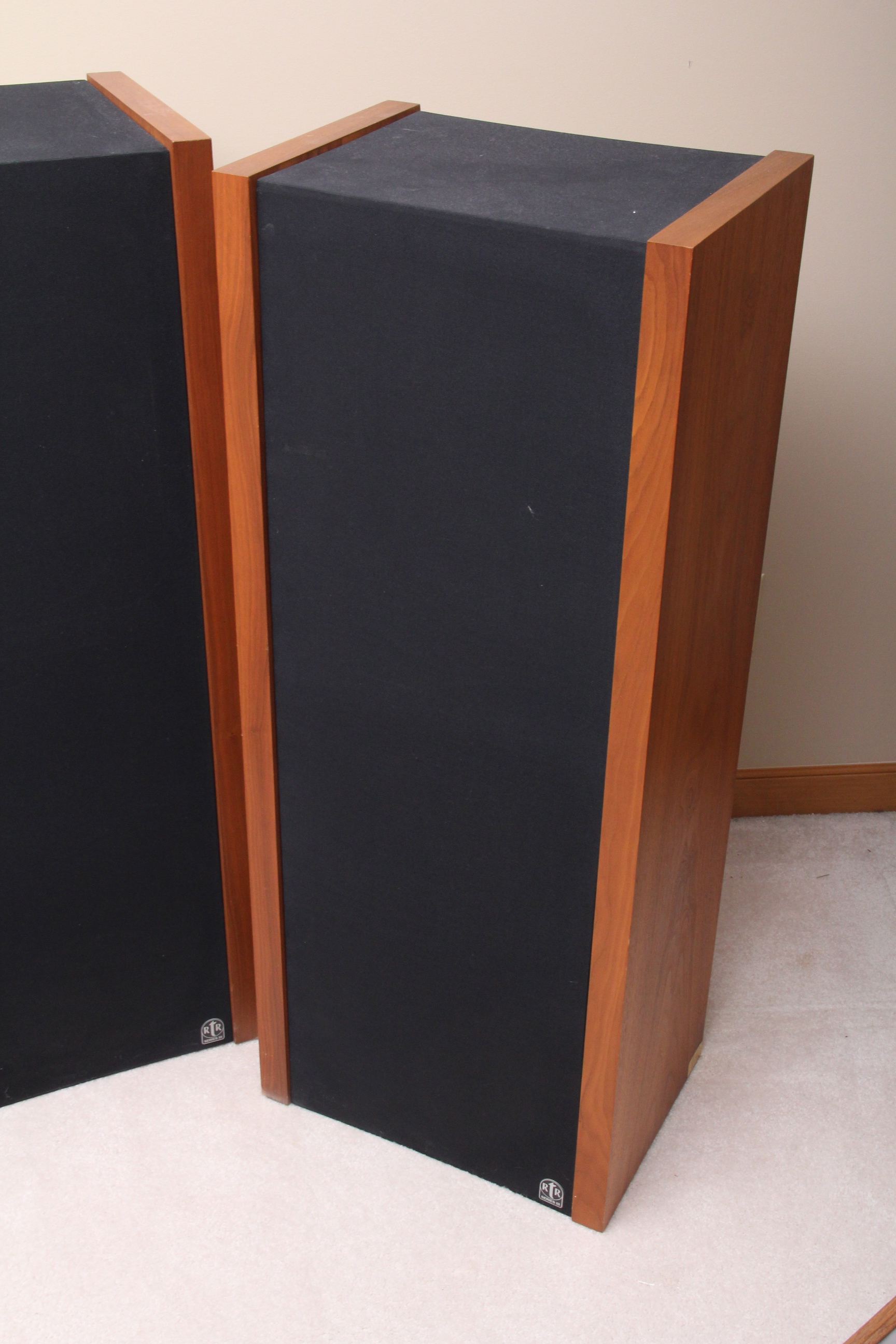 Pair of RTR Series III Speakers EBTH