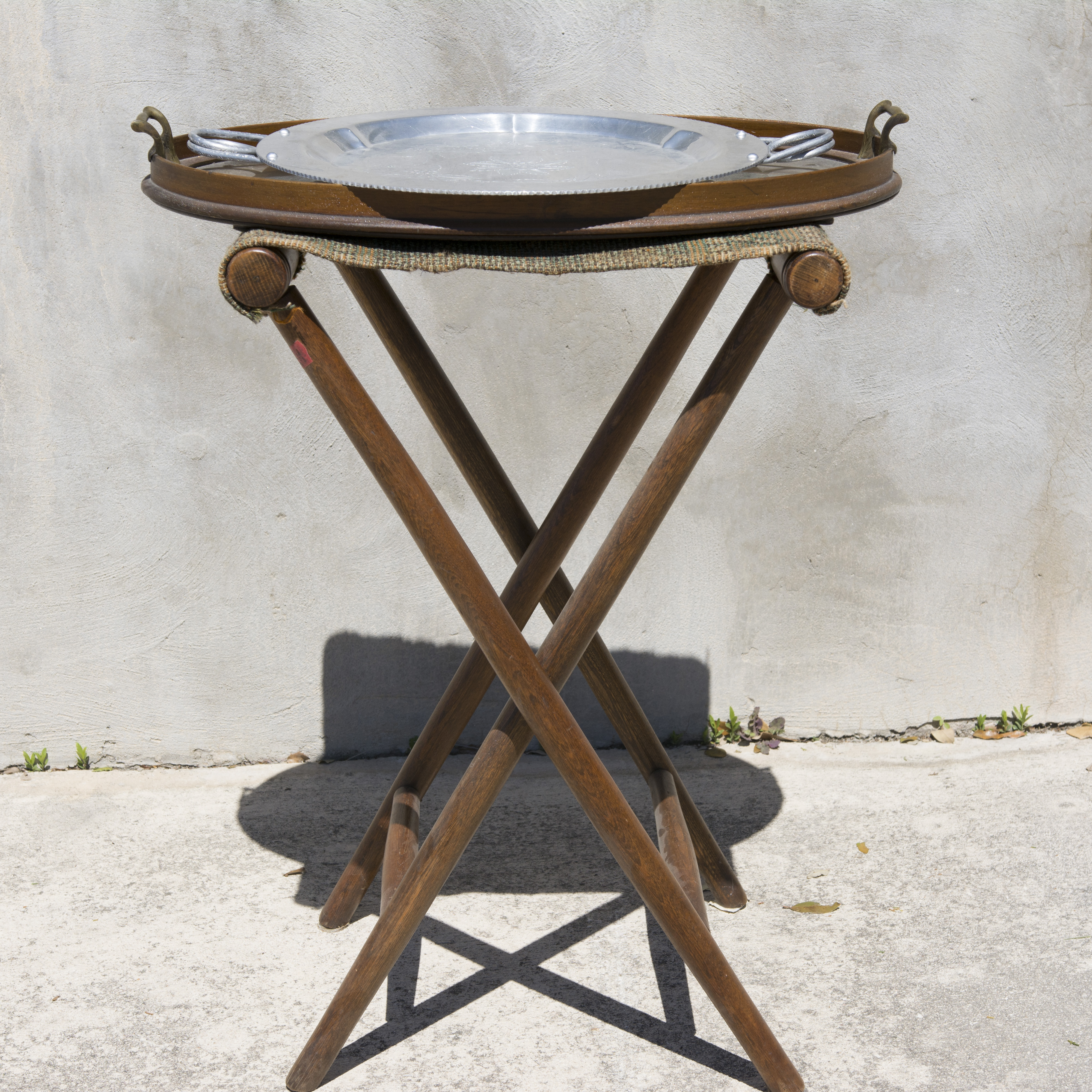 Serving Trays and Tray Stand EBTH