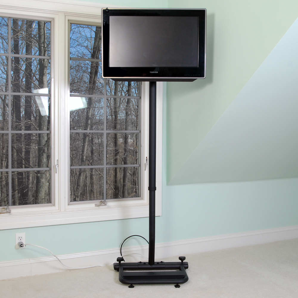 Toshiba 26Inch Television on Stand EBTH