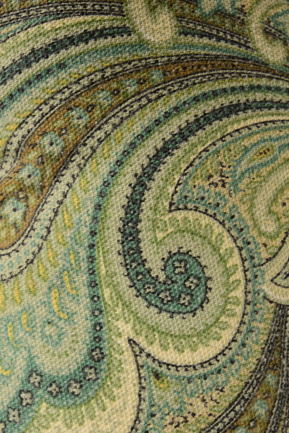 Set of Pottery Barn Throw Pillows EBTH