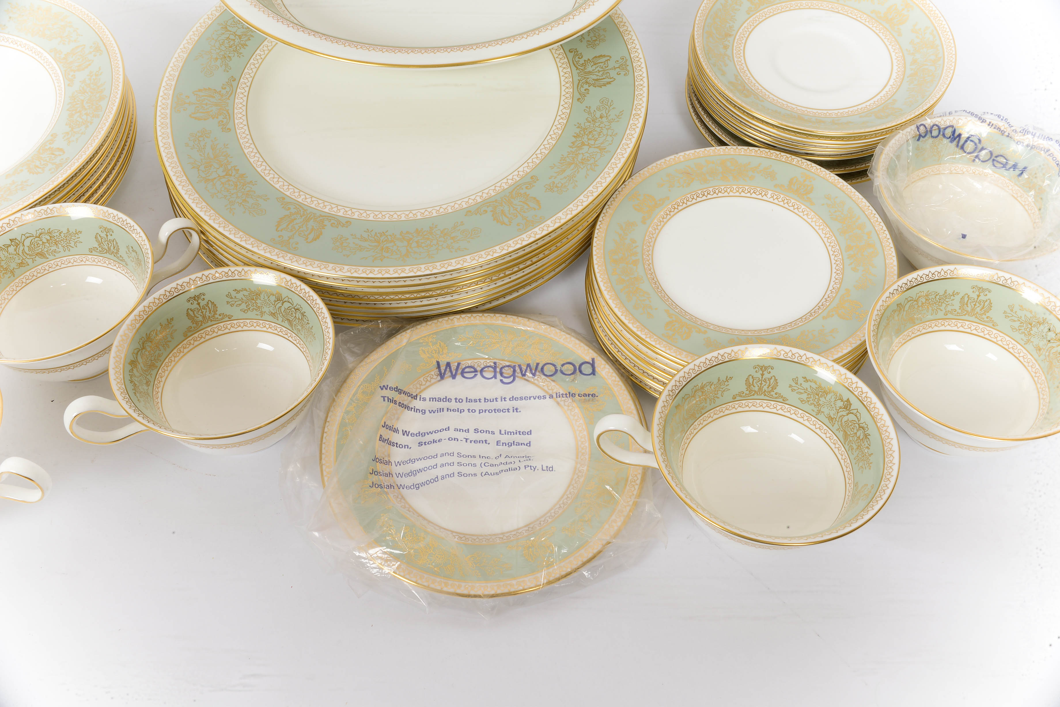 Wedgwood Gold Columbia Sage Green Bone China Service For Eight EBTH
