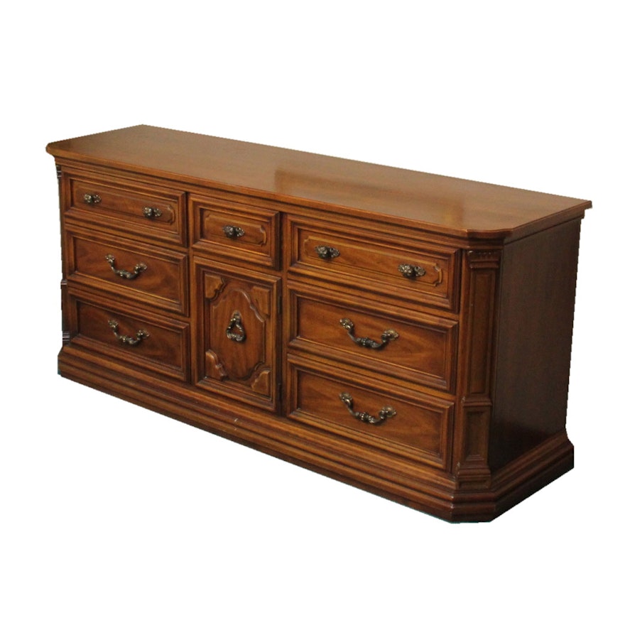 Vintage Thomasville Dresser Ebth