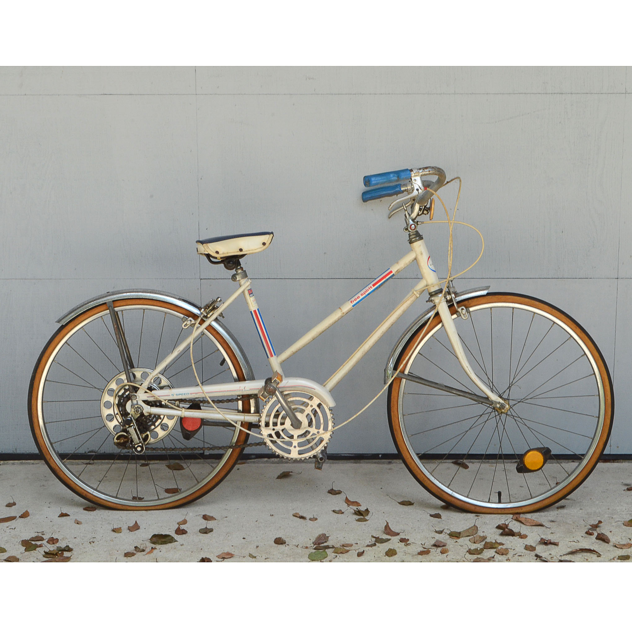 vintage free spirit bike