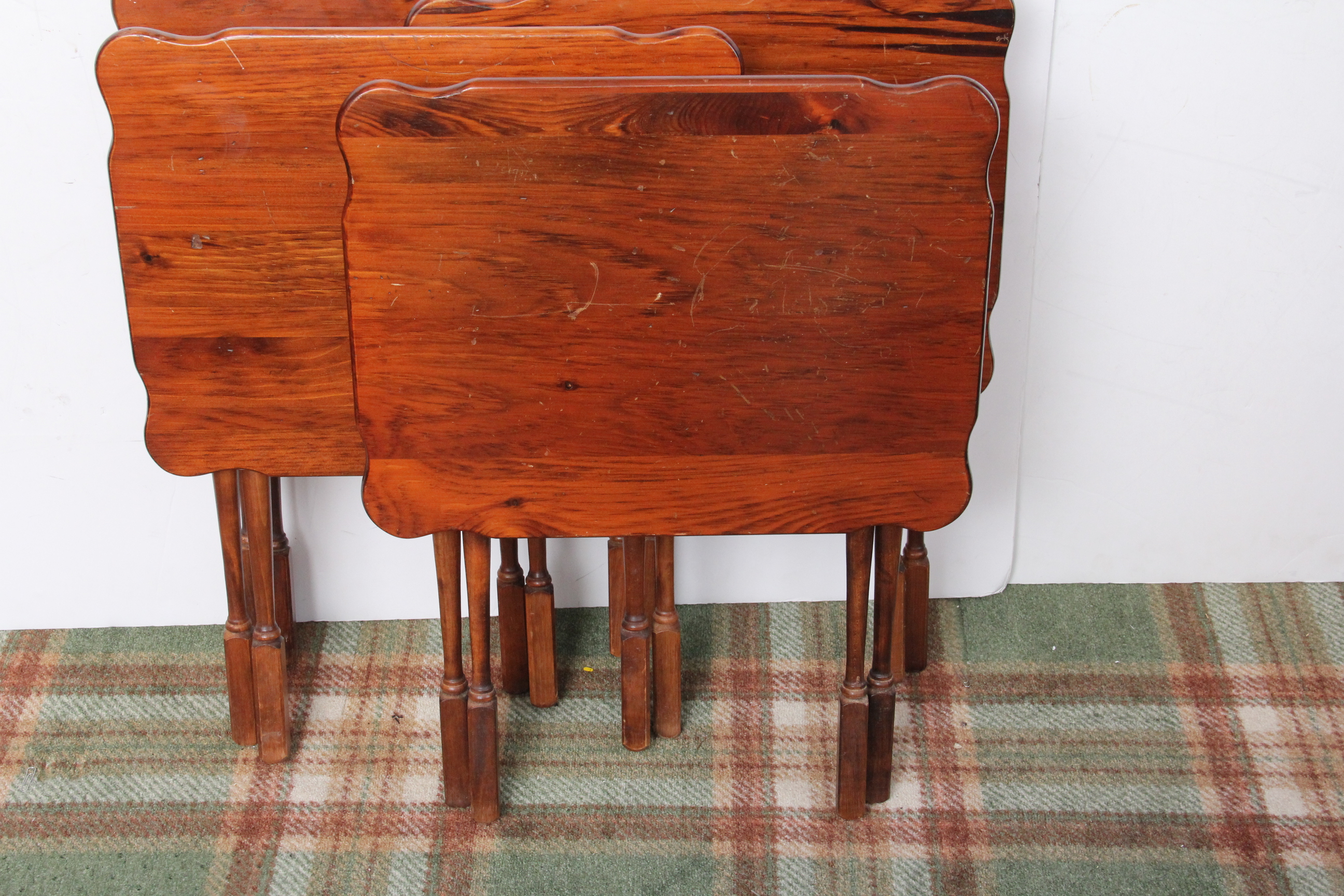 Set of Four Ethan Allen Pine TV Trays EBTH