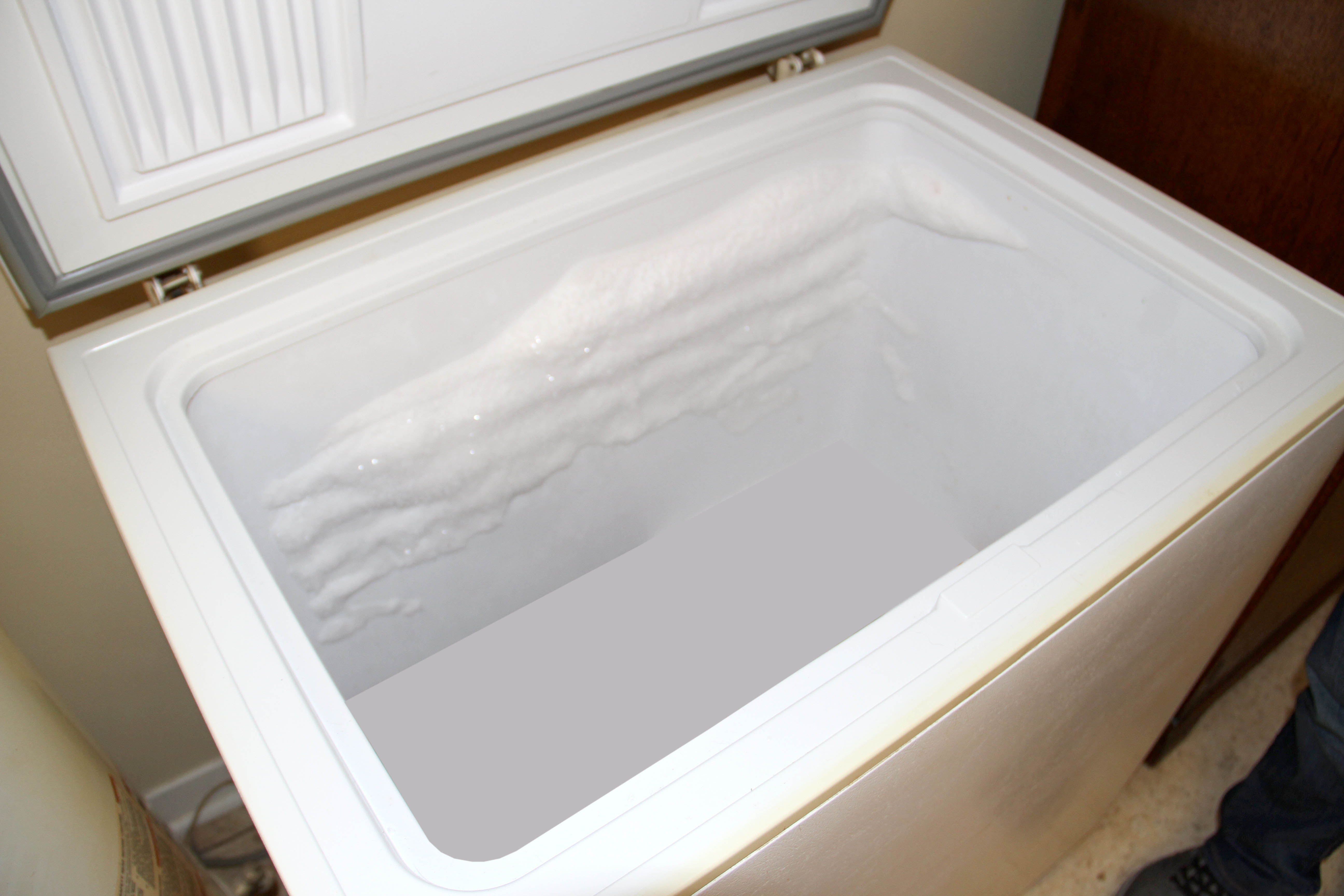 General Electric Chest Freezer EBTH