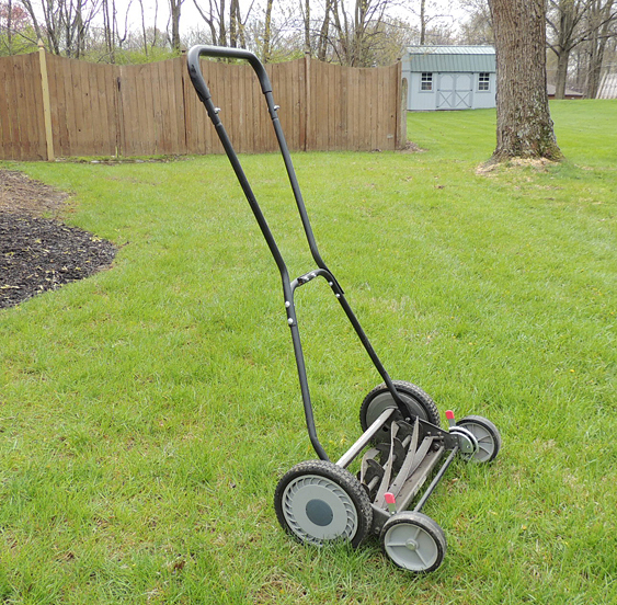 Craftsman Lawn Mower Manuals Canada / Craftsman 917372910 User Manual LAWN MOWER Manuals And ... / Craftsman lawn mower manuals also include a troubleshooting guide to assist you in determining the cause of any problem with your mower and fixing it up yourself with needing to take it in for service.
