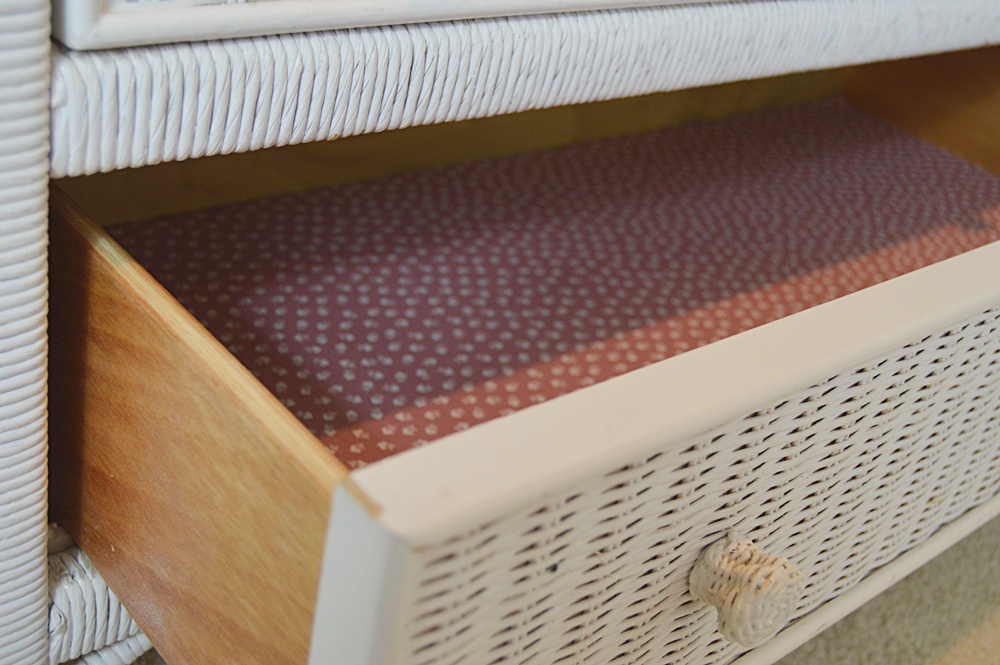 White Wicker Dresser with Mirror EBTH