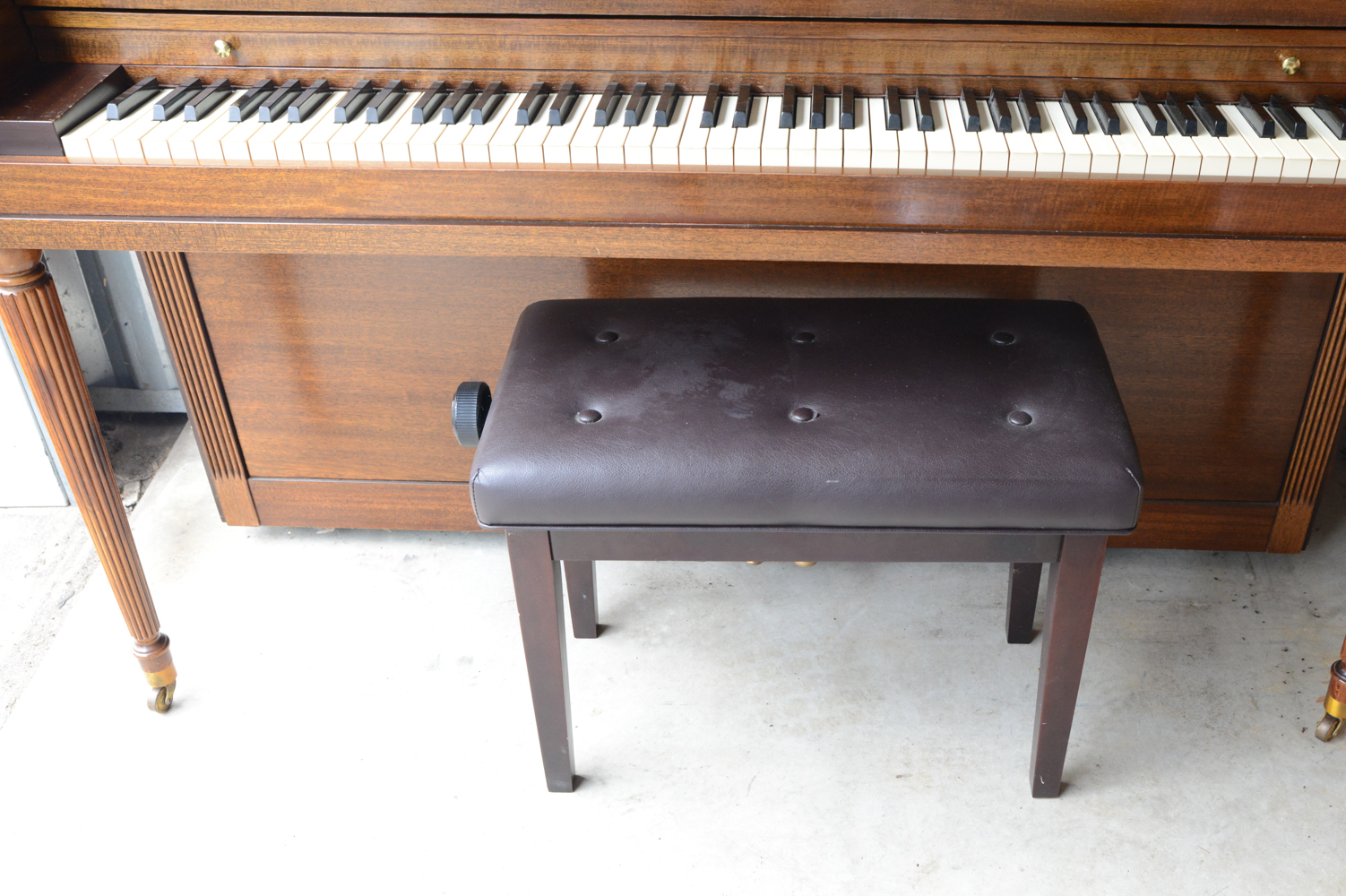 Vintage Estey Piano EBTH