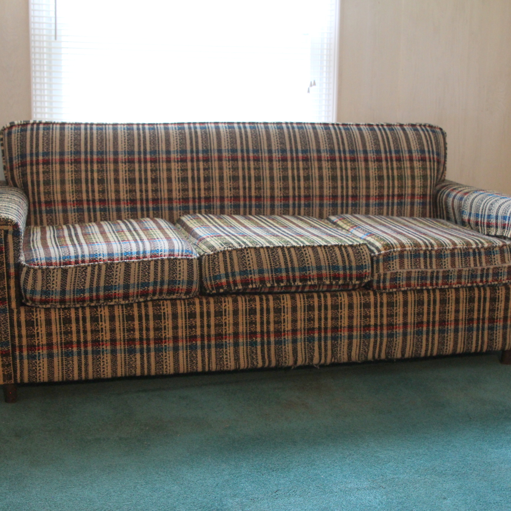Vintage Plaid Sleeper Sofa EBTH