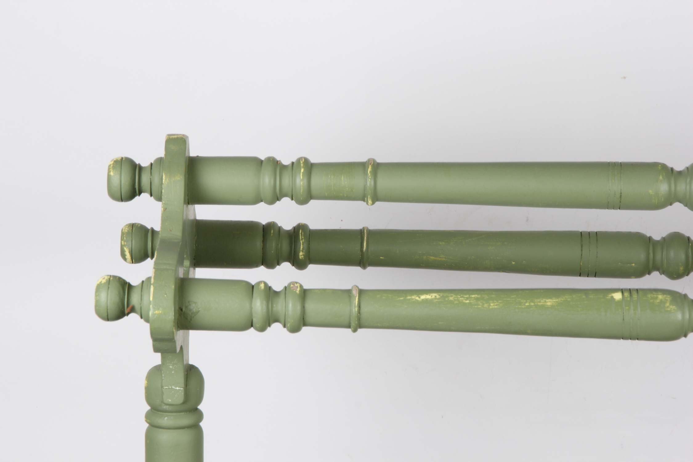 Painted Quilt Rack EBTH