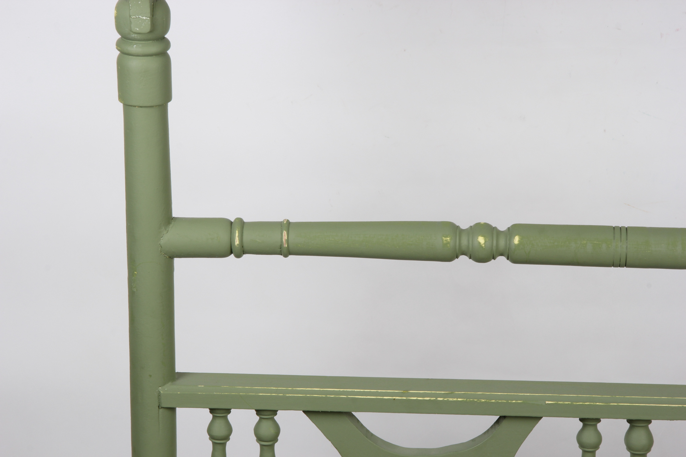 Painted Quilt Rack EBTH