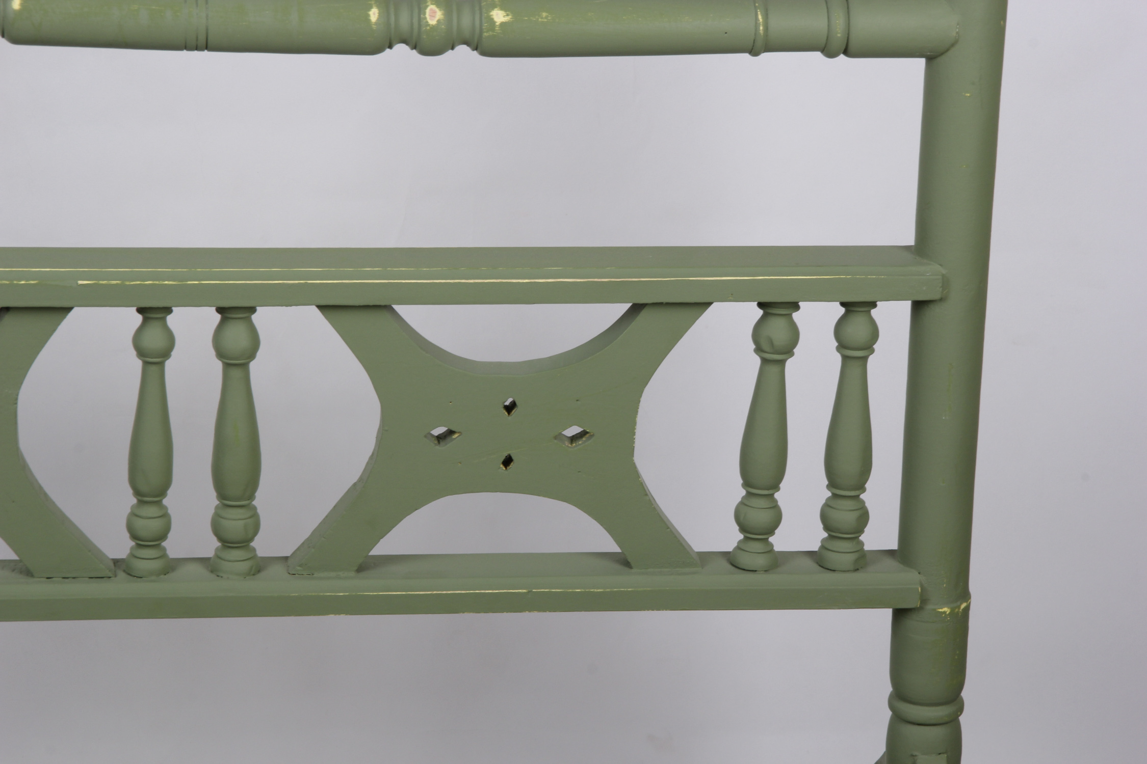 Painted Quilt Rack EBTH