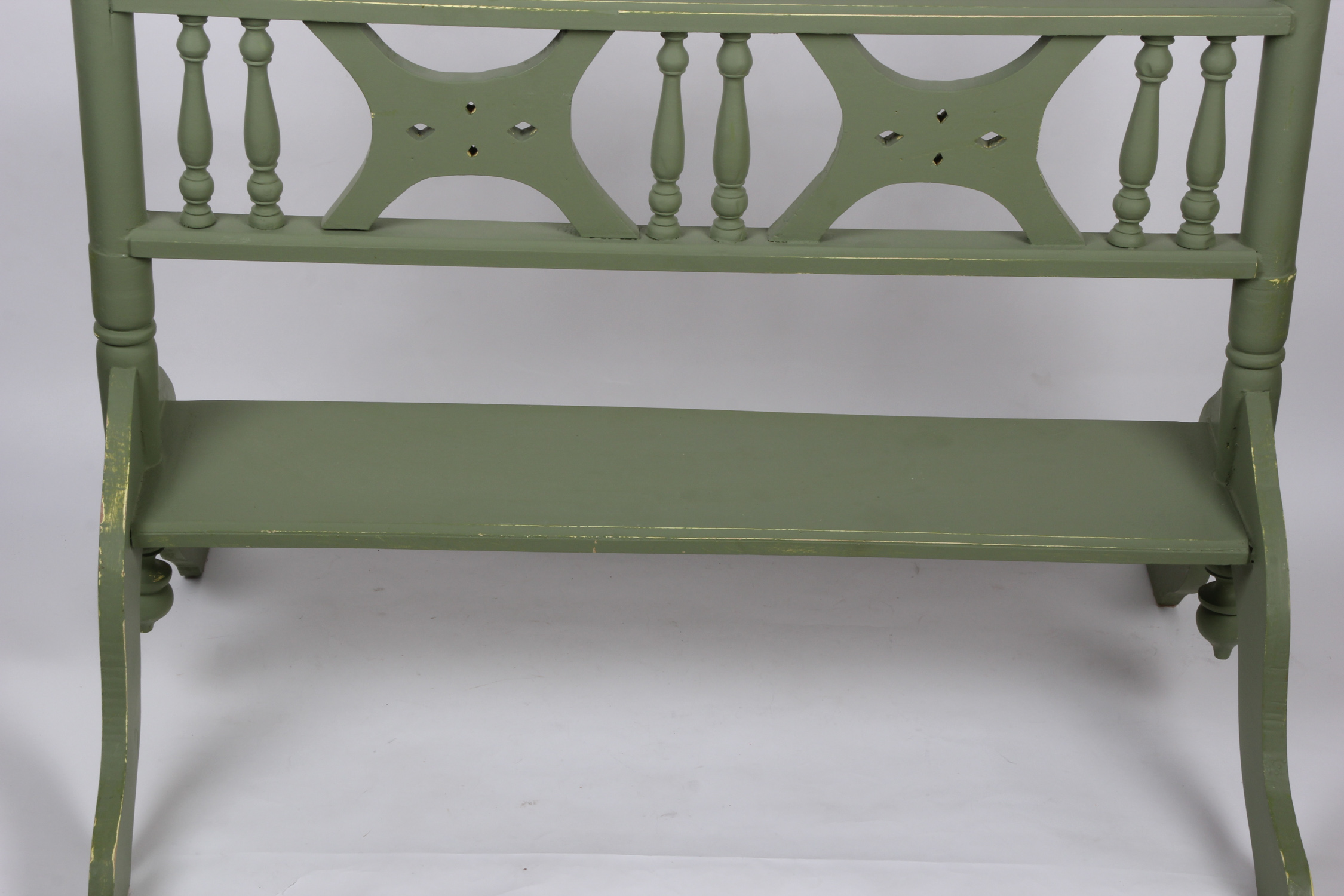 Painted Quilt Rack EBTH