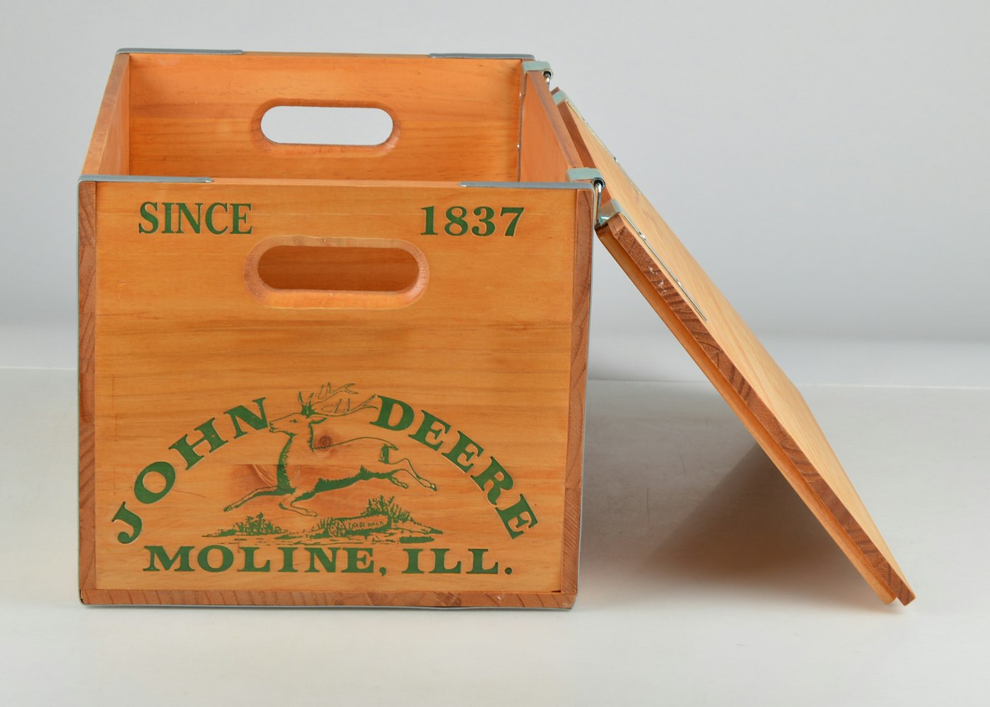 John Deere Wooden Checkers Box Ebth