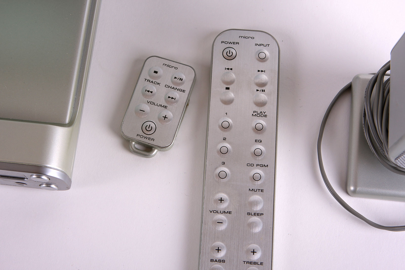 Brookstone Micro Bookshelf Stereo System EBTH