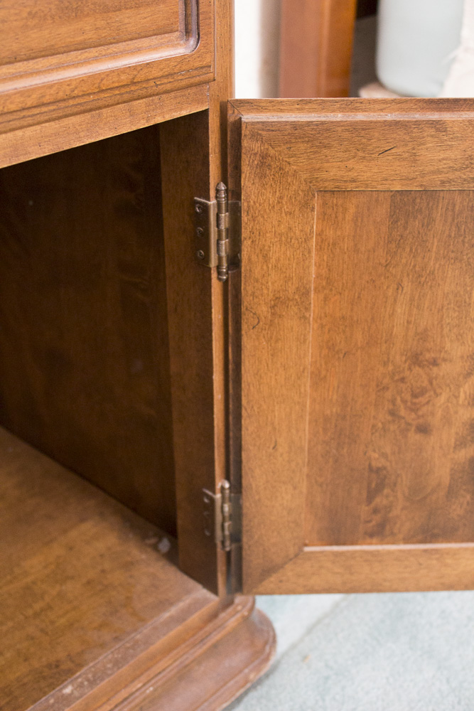 Ethan Allen Bedside Table EBTH