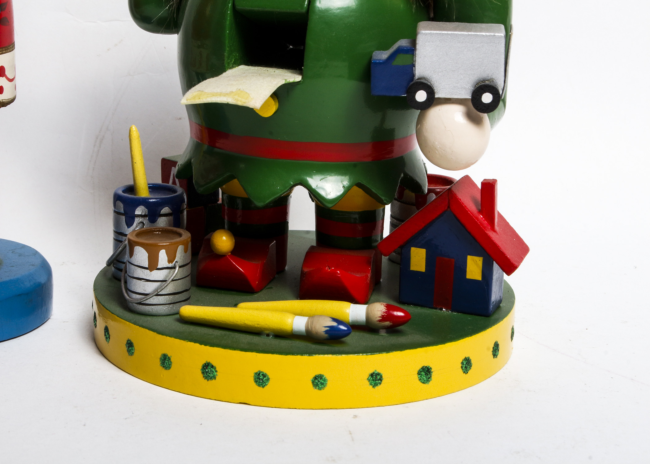 Collection of Nutcracker Village Nutcrackers EBTH