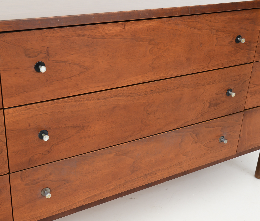 Stanley Long Chest of Drawers with Mirror : EBTH