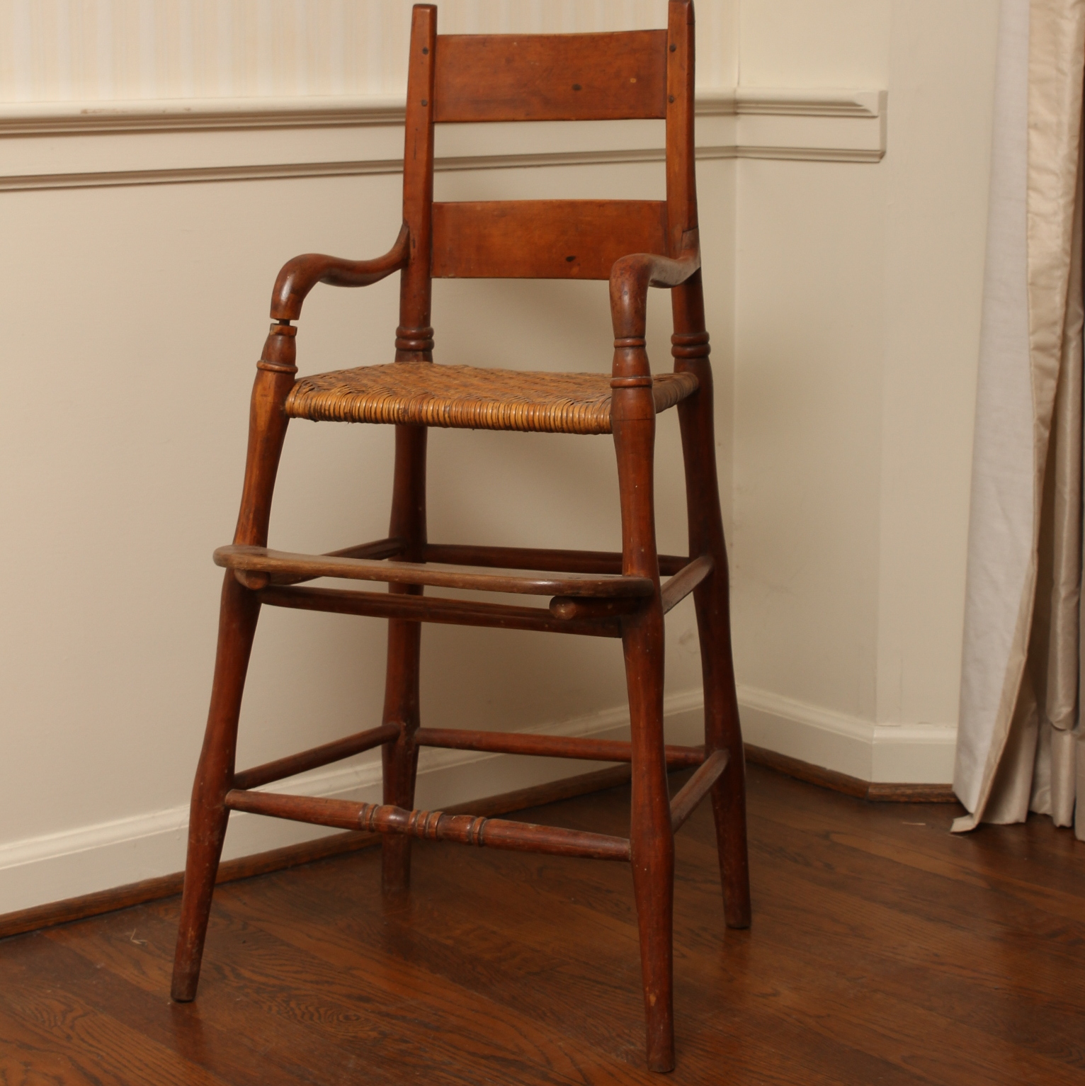Antique Oak High Chair EBTH