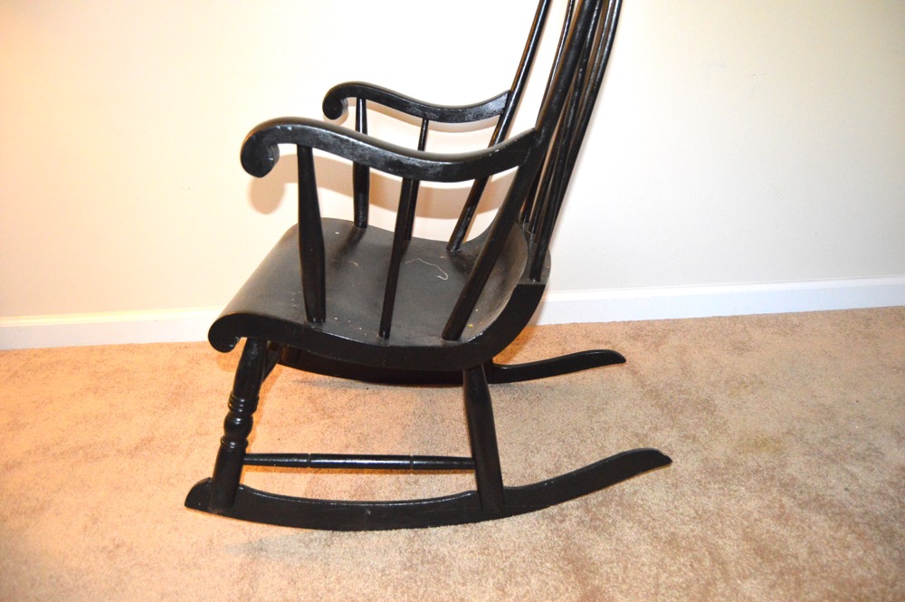Nichols & Stone Co. Boston Rocking Chair EBTH