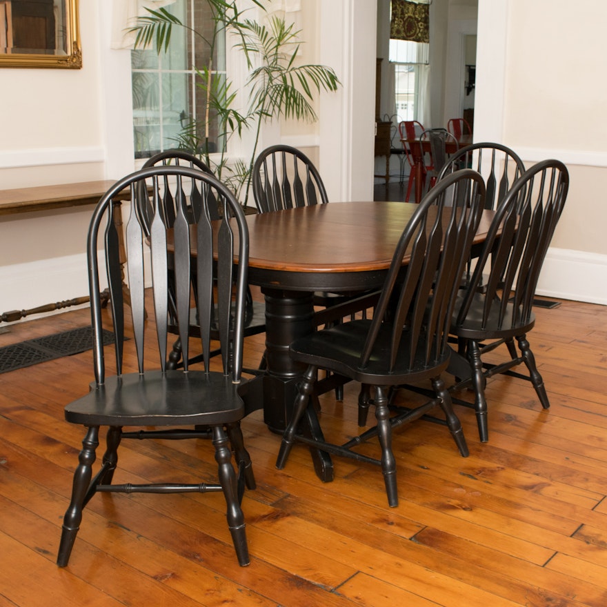 Colonial Style Dining Table And Chairs Ebth