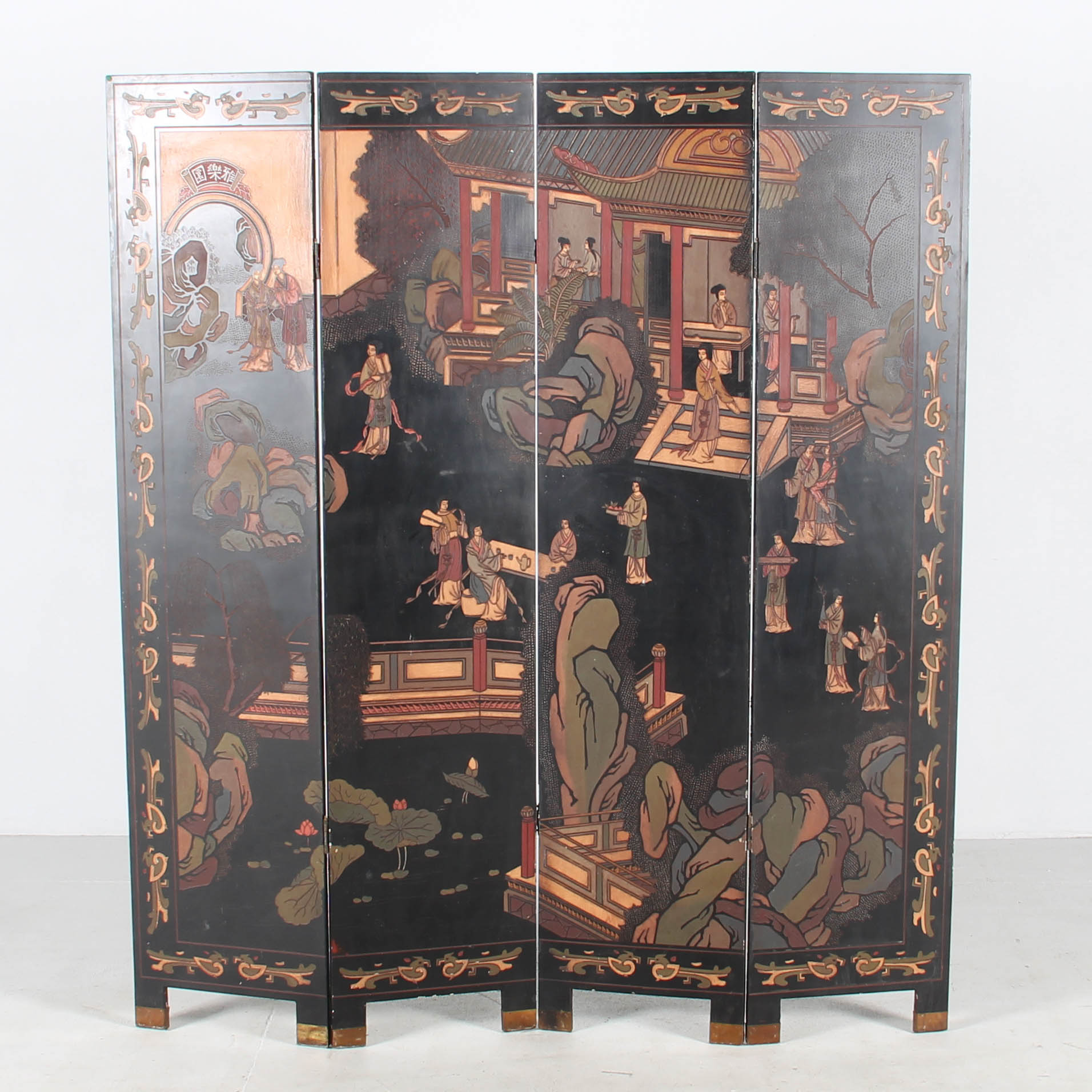 Asian Themed Wall Divider EBTH