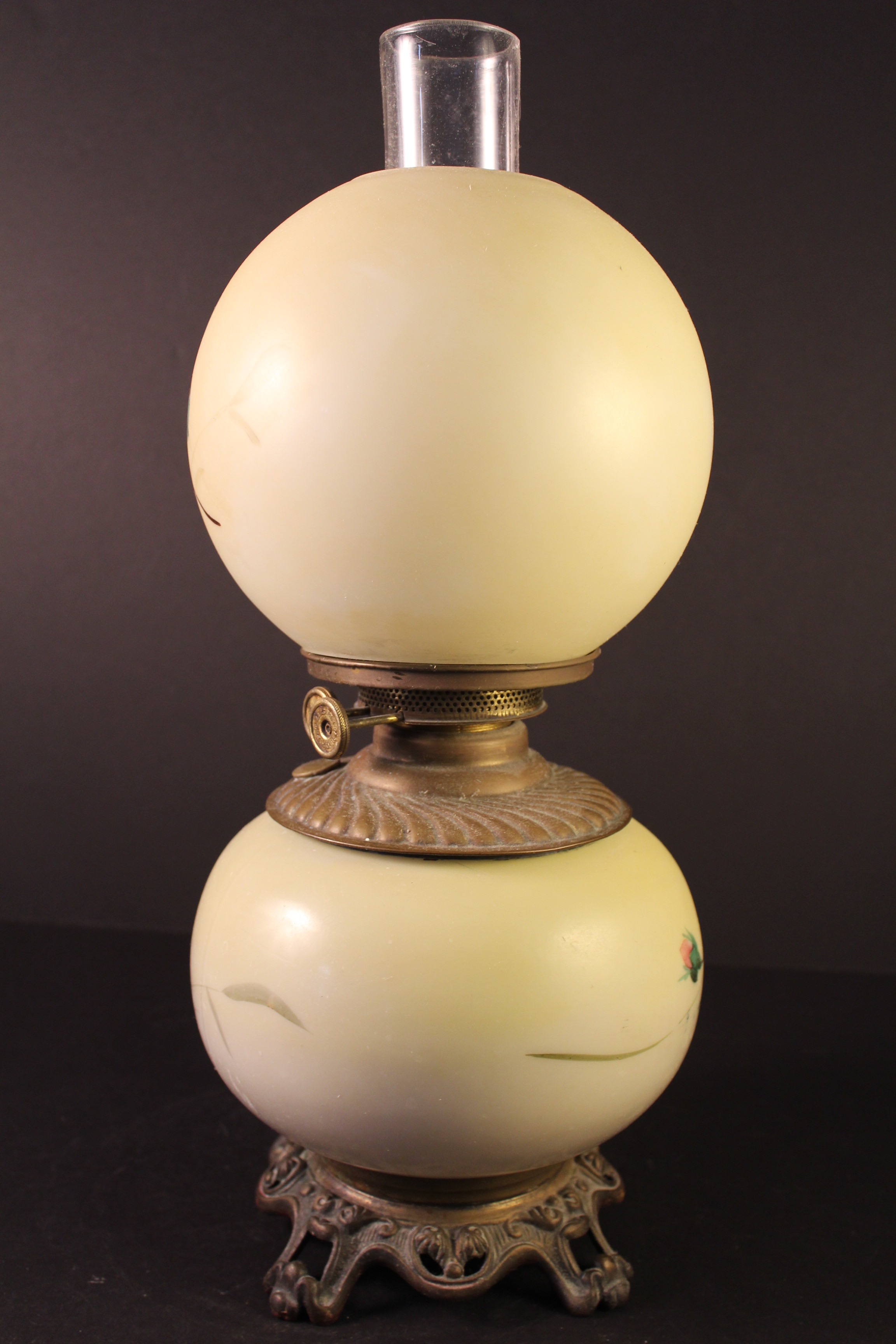 Circa 1880 hand painted glass globe Oil Lamp EBTH