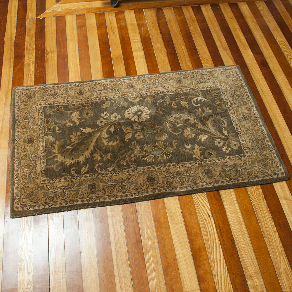 Pottery Barn Wool Rug EBTH