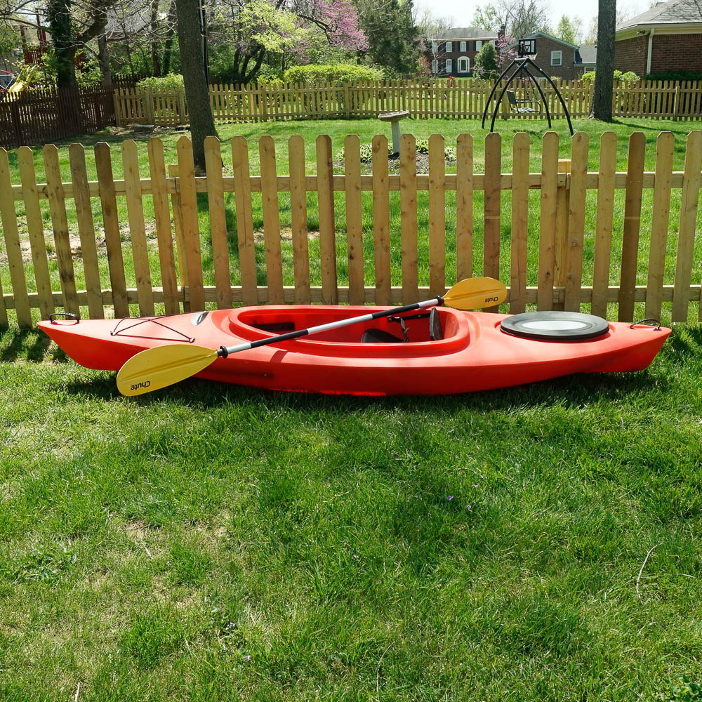Fusion 124 Future Beach Kayak EBTH