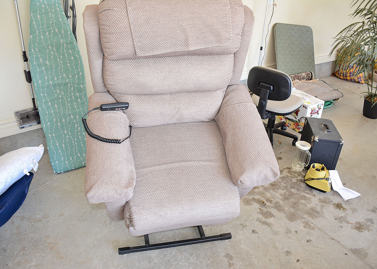 Pride Power Lift Recliner EBTH