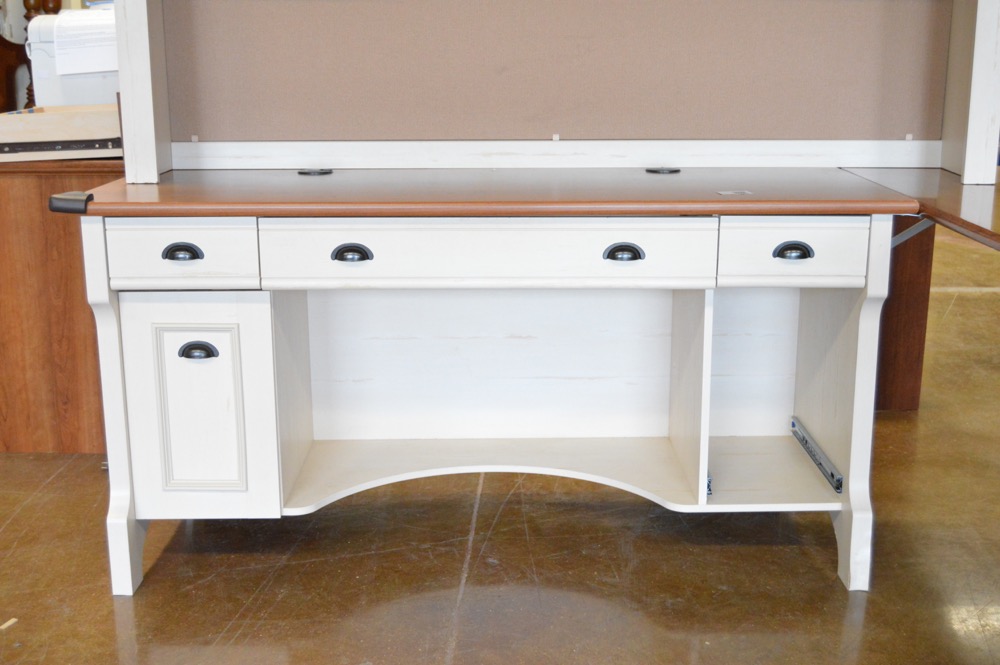 Christopher Lowell Shore Office Desk and Hutch EBTH