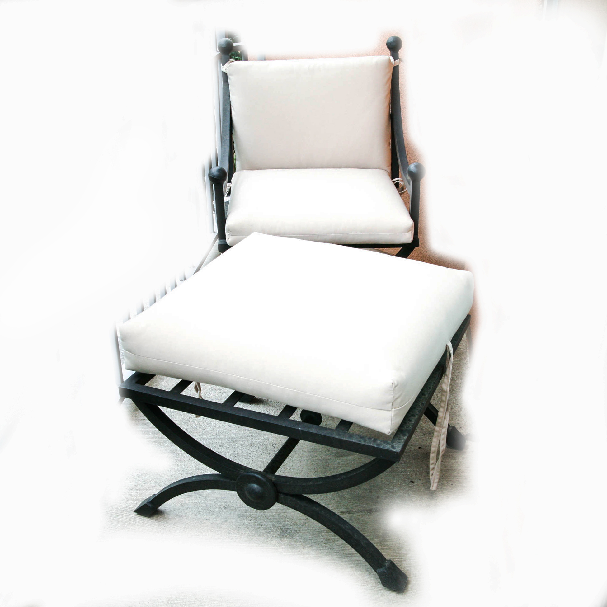 Patio Chair with Matching Foot Rest EBTH