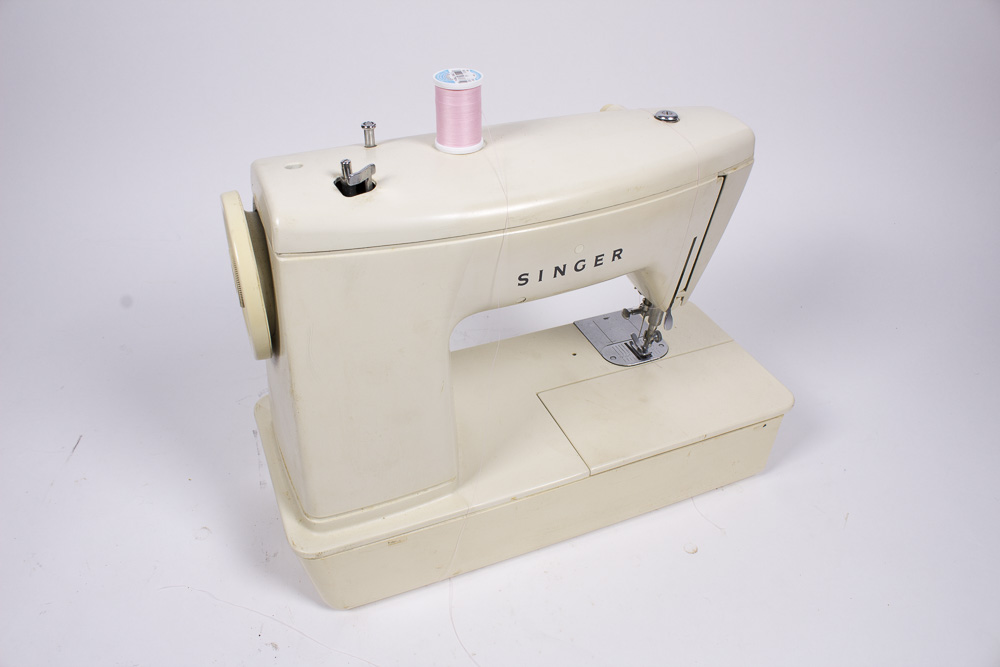 Singer 774 Sewing Machine EBTH