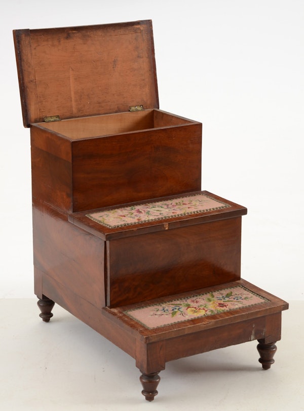 Victorian Wooden Bed Steps with Hidden Commode : EBTH