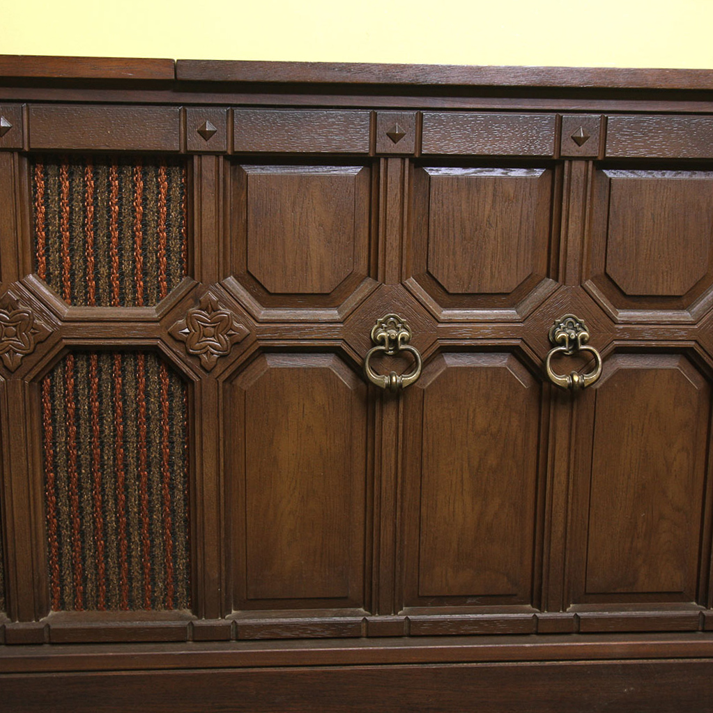 Beautiful Vintage RCA Console Stereo with Solid Wood EBTH