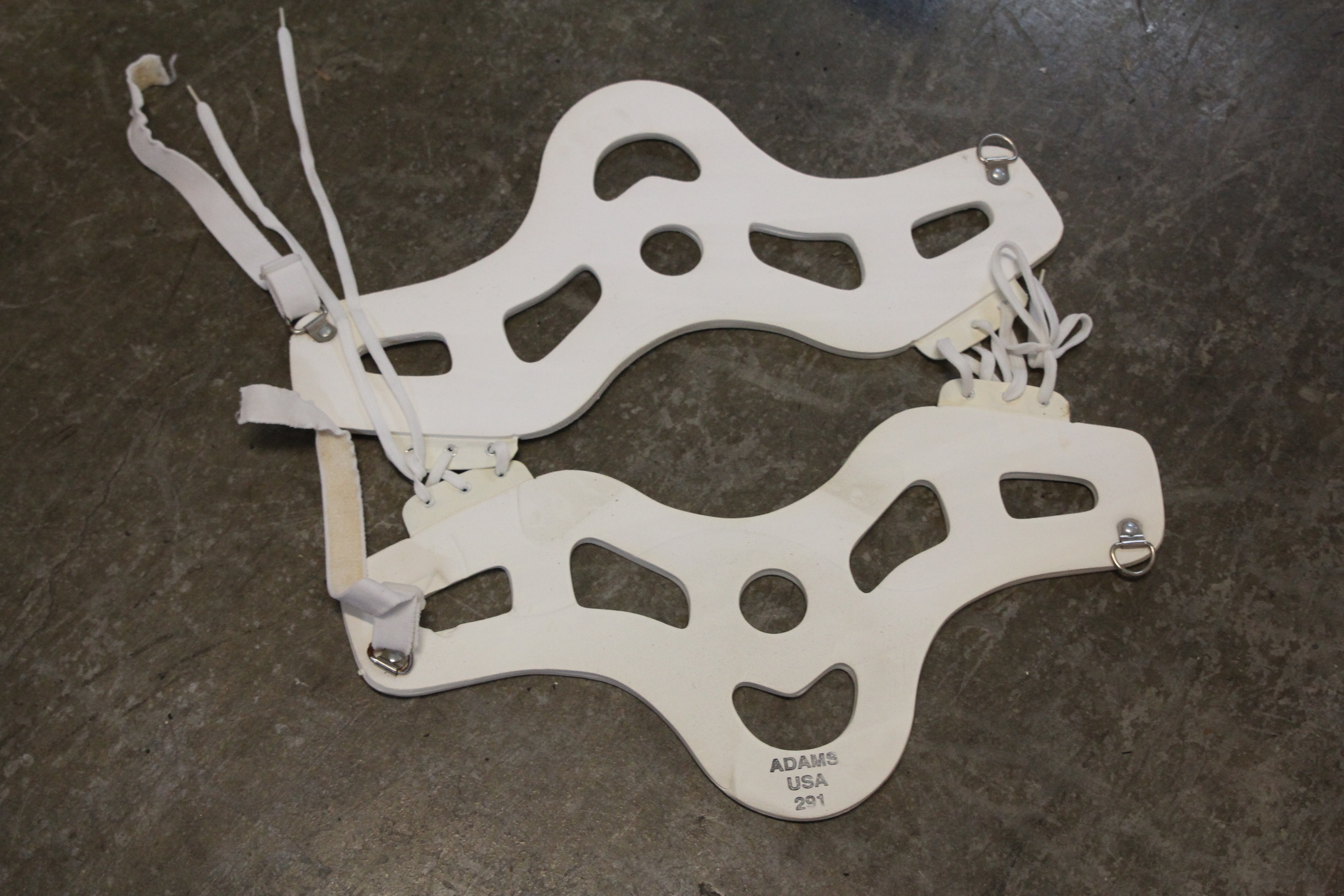 18 Adams Spider Pads EBTH