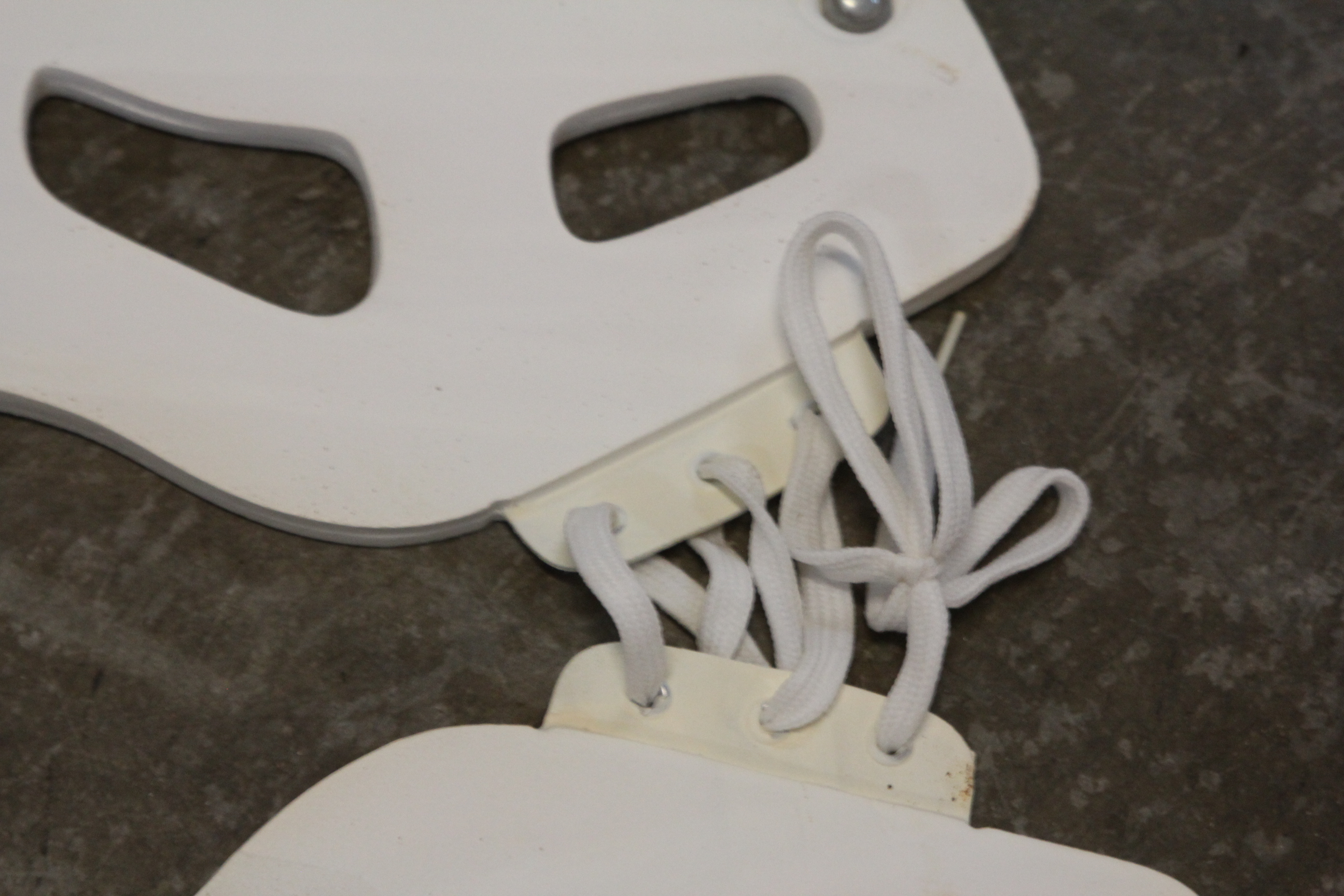 18 Adams Spider Pads EBTH